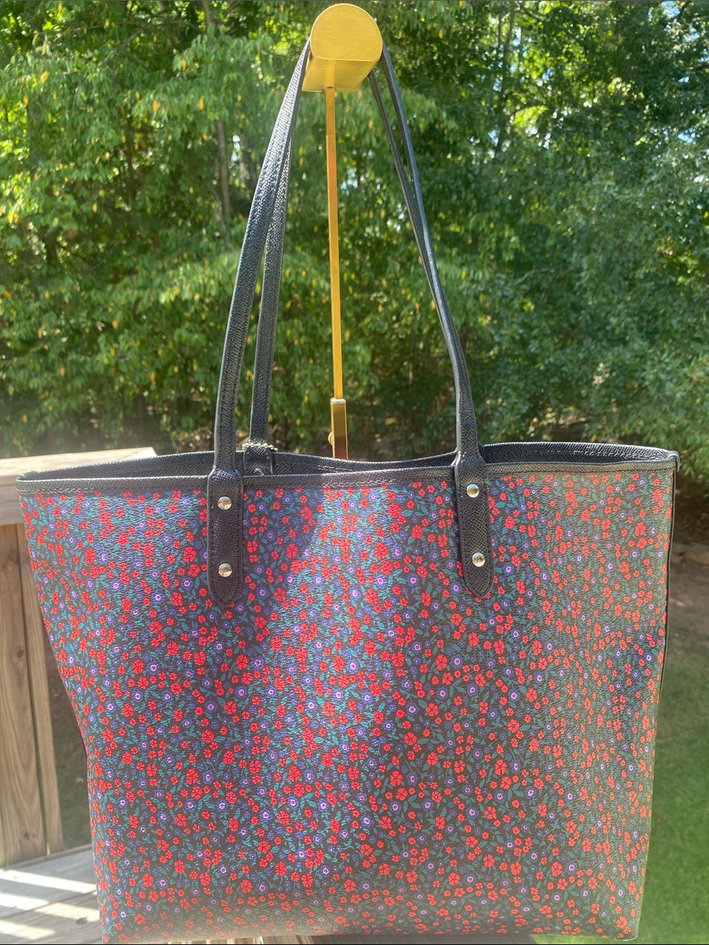 Coach Navy Floral Tote reversible, with Black Trim and Matching Pouch - Picture 6 of 12